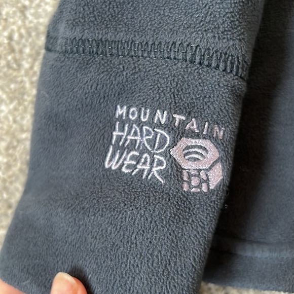 Women's Mountain Stretch™ 1/2 Zip size small - Picture 2 of 5